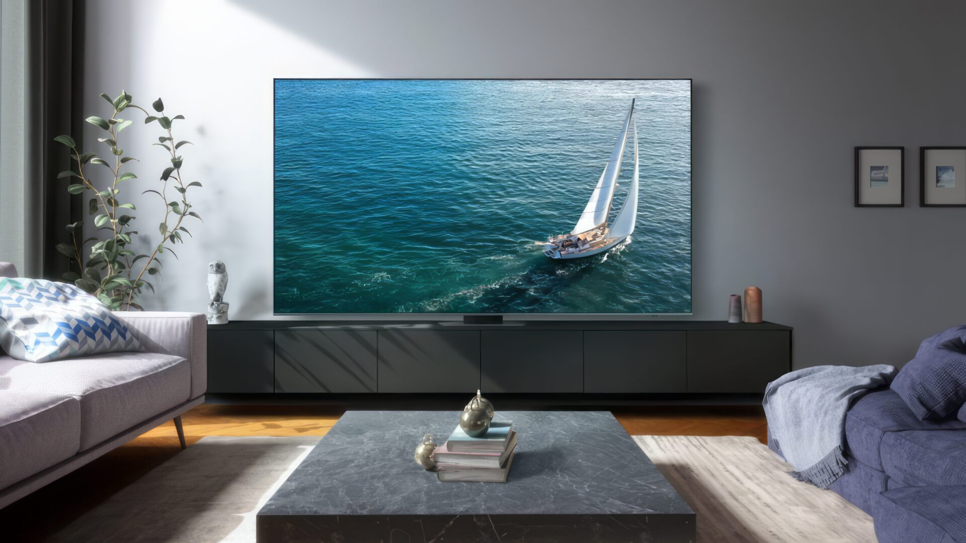 Nu finns den gigantiska Samsung TV:n i butik