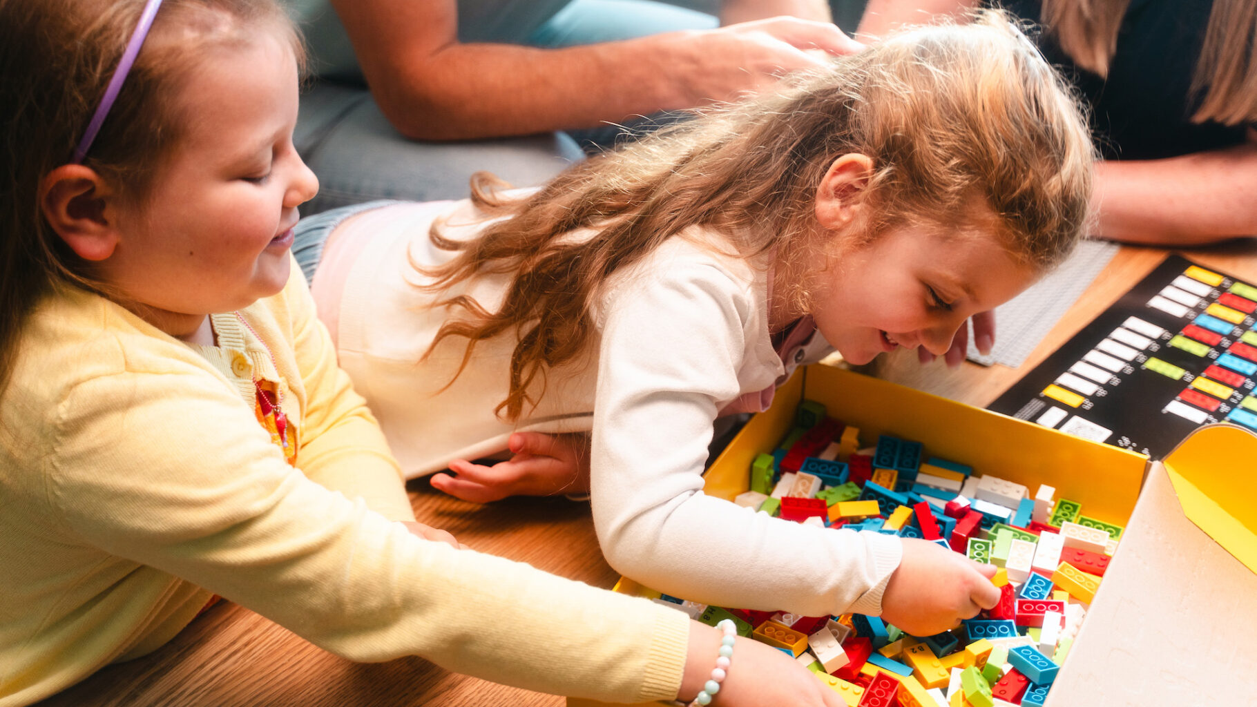 LEGO Braille Bricks blindskrift med lek – nu på svenska