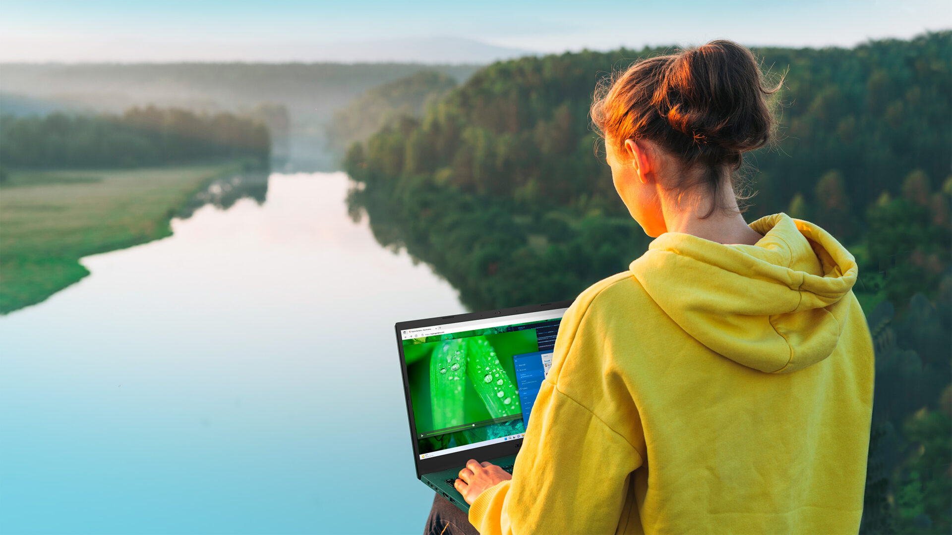 Letar du efter en ny laptop till skolstarten?