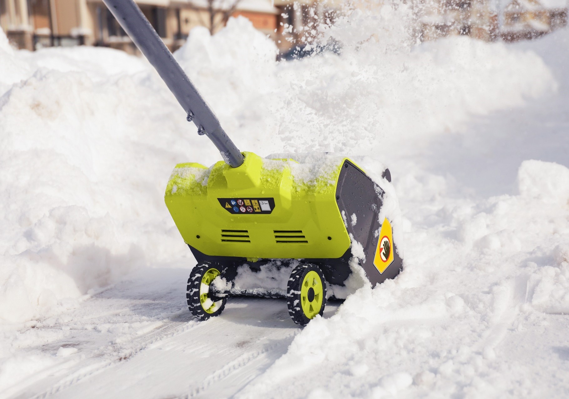 Ryobi Max Power smidig batteridriven snöslunga