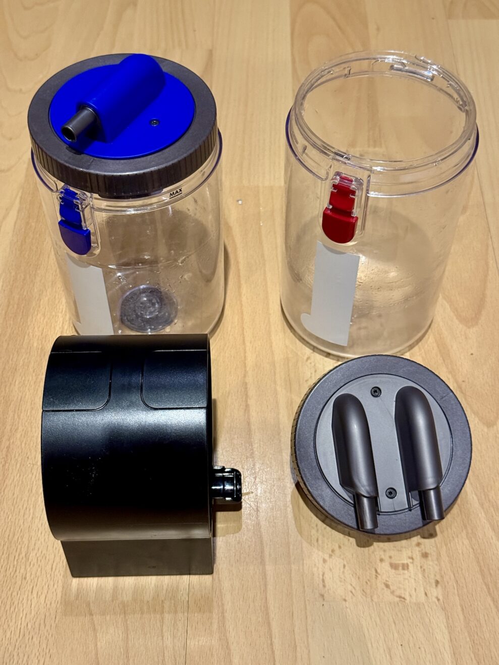 dyson washg1 tanks web