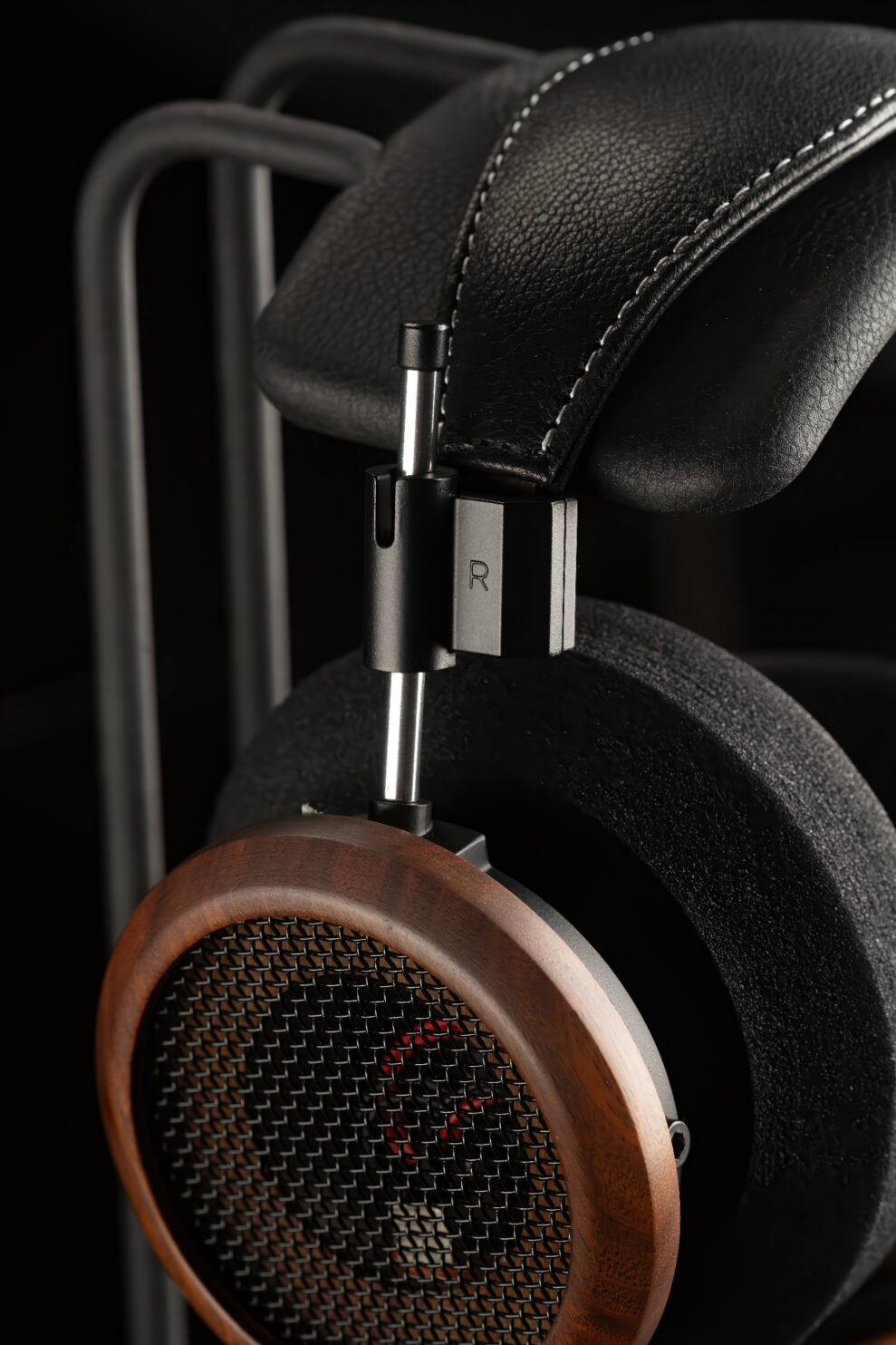 Grado Signature S950 closeup